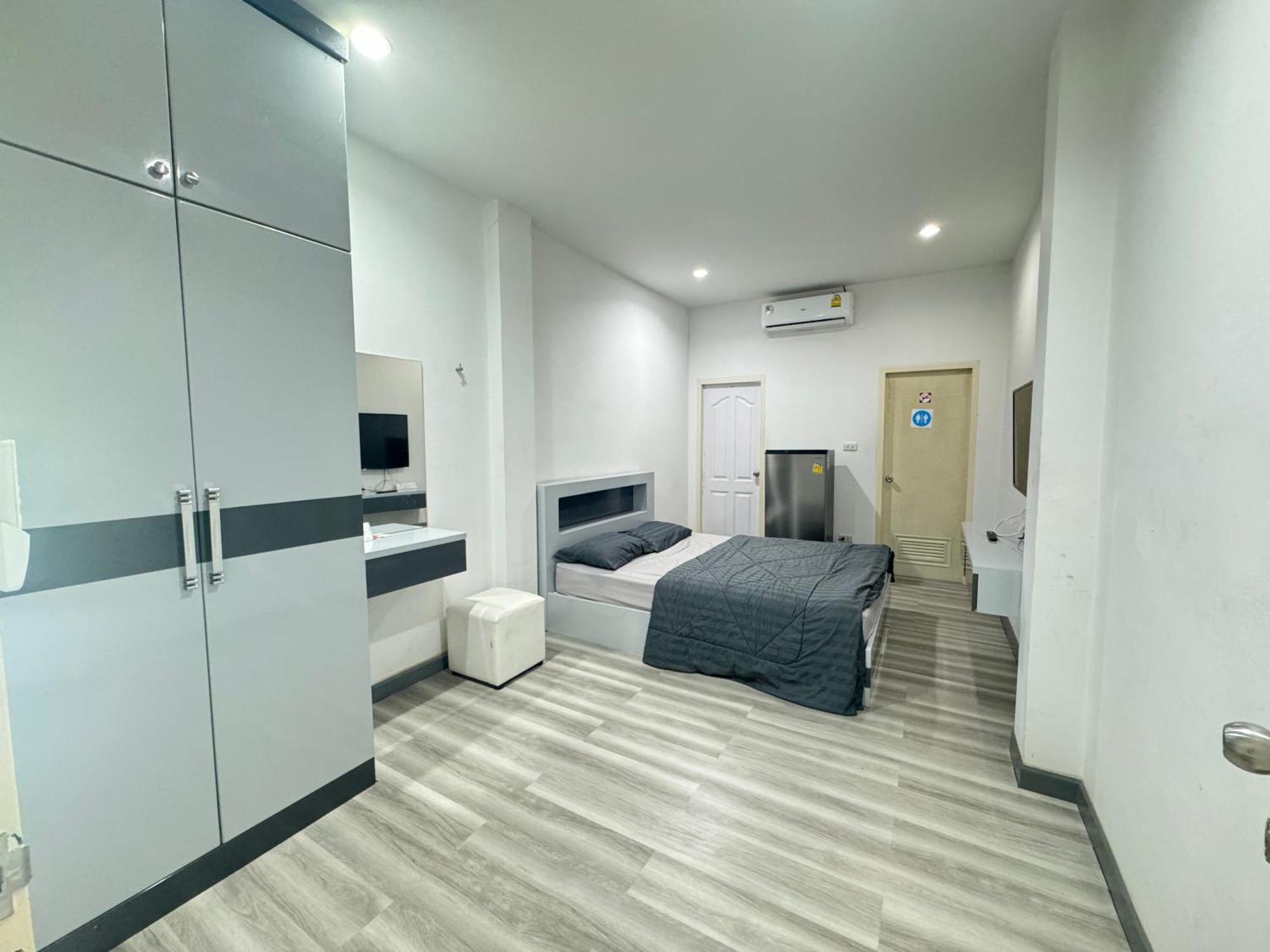 K&K Apartment Bang Phli Buitenkant foto